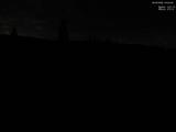 23 : 04