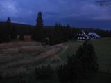06 : 00