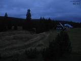 06 : 00