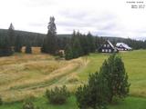 14 : 04