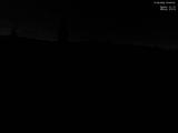 03 : 00