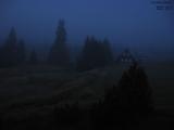 06 : 00