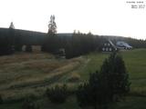 19 : 08