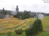 15 : 00
