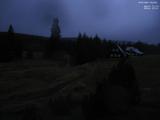 19 : 44