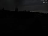 18 : 44