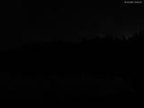 03 : 00