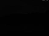 23 : 00