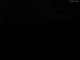 23 : 04