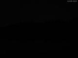23 : 00