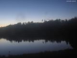 22 : 00