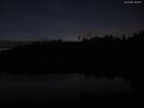 22 : 56
