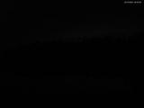 02 : 00