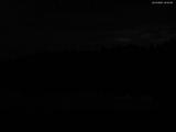 03 : 04