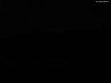 23 : 00
