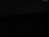 22 : 04