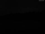 22 : 08