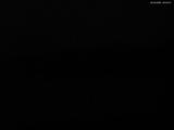 22 : 04