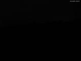 23 : 08