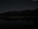 22 : 00
