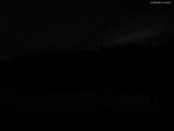 21 : 04