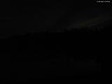 21 : 08