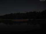 23 : 04