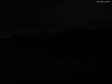 23 : 08