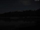 02 : 00