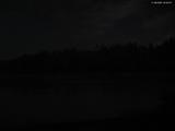 03 : 32