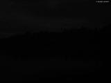 23 : 08