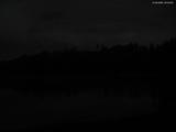 02 : 04