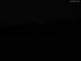 05 : 32