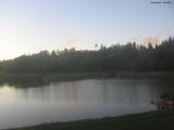 19 : 04