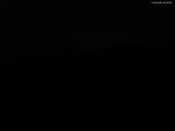 03 : 00