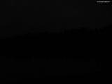 02 : 04