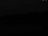 03 : 00