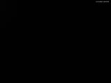 22 : 00
