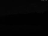 06 : 00