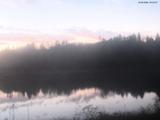 22 : 04