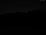 23 : 00