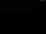 22 : 04