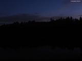 05 : 32