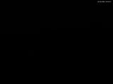 23 : 04