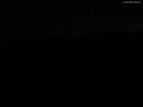 22 : 04