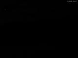 03 : 32