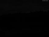 22 : 04