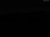 03 : 04