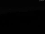 04 : 00