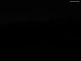 04 : 44